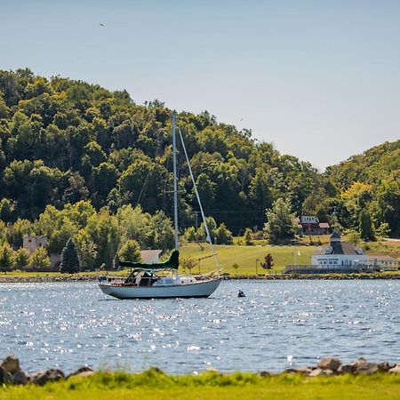 New Happy Trail 2Br Condo Close To Downtown Traverse City Exteriör bild